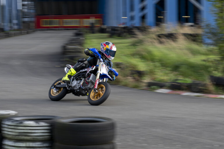 Pitbike fahrer in Wittenburg