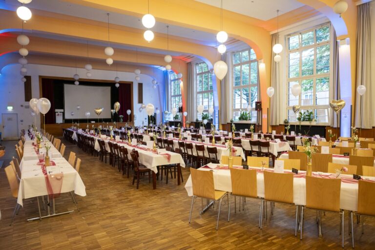 Abiball am Alten Teichweg: Am nächsten Morgen war die Galerie online