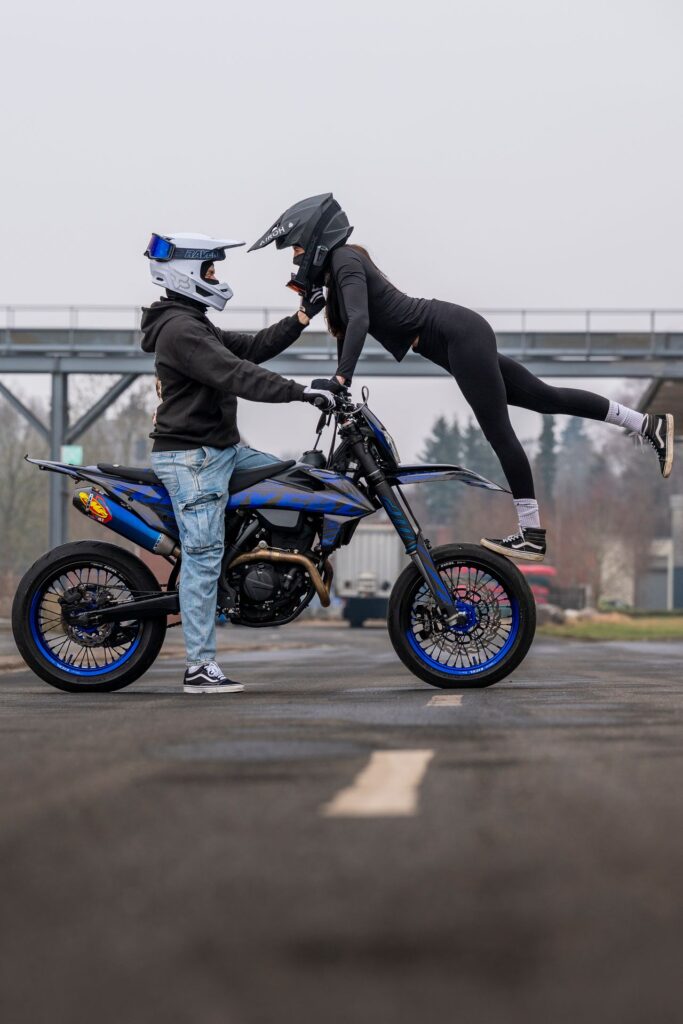 Paarshooting mit Supermoto